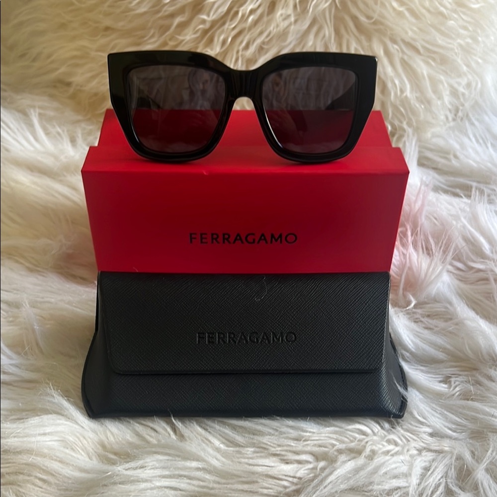 Salvatore Ferragamo Black rectangular Sunglasses